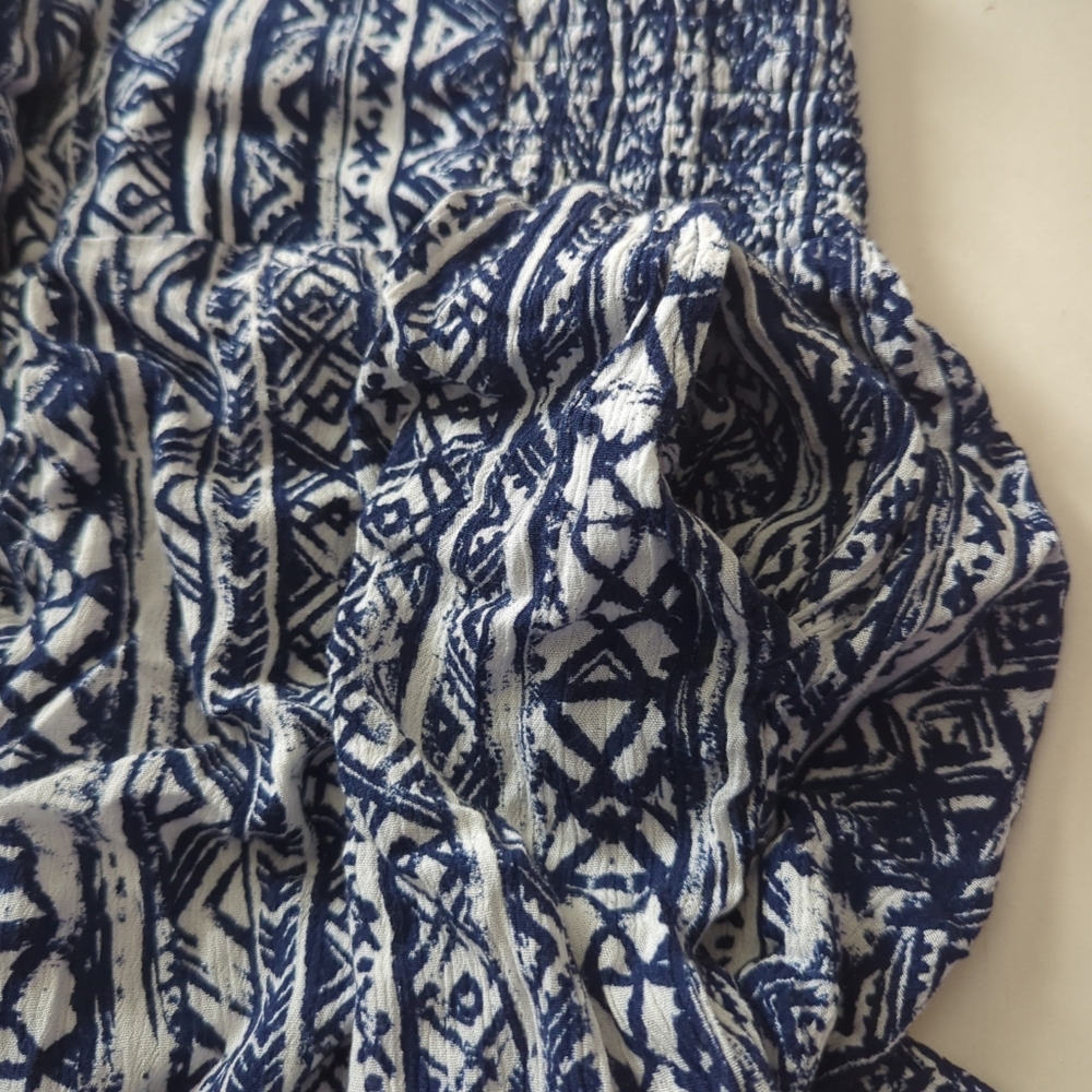 Three Dots Wide Leg Pant Blue White Print Pull On Sz Medium Pockets Lightweight - Picture 11 of 15
